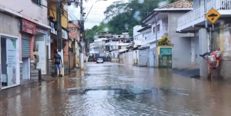 Rio Muriaé apresenta estabilidade no volume das águas, após transbordo