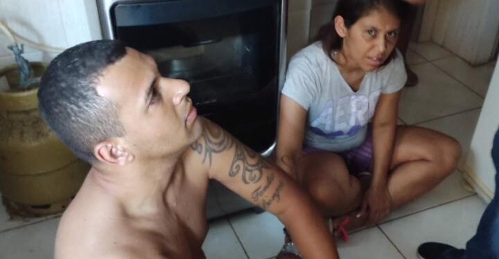 Casal é preso após tentar matar ex-companheiro da mulher
