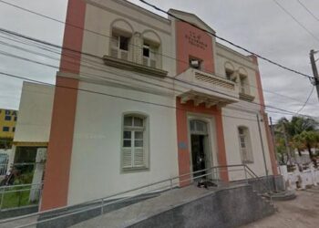 Homem é preso após agredir a própria mulher em Saquarema