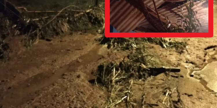 Tromba d’água arrasta veículos na Região Serrana