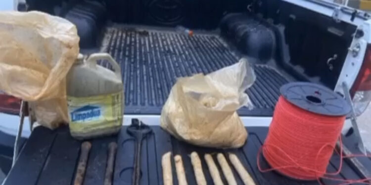 Explosivos são encontrados em ação do Inea contra extração ilegal