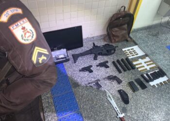 PM prende membros da quadrilha que fez família refém durante assalto em Cabo Frio