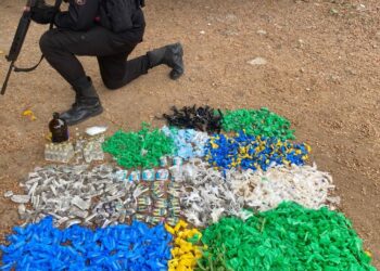 PM apreende grande quantidade de drogas em Macaé