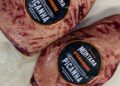 Funcionário é detido após furtar peças de carne de supermercado em Maricá