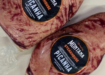 Funcionário é detido após furtar peças de carne de supermercado em Maricá