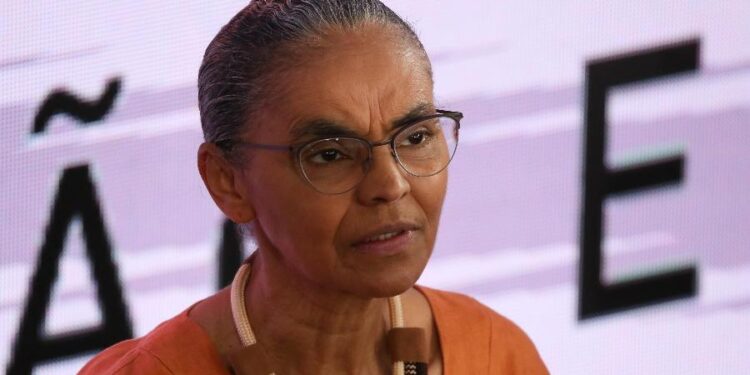 Marina Silva é internada em hospital de Brasília com suspeita de malária