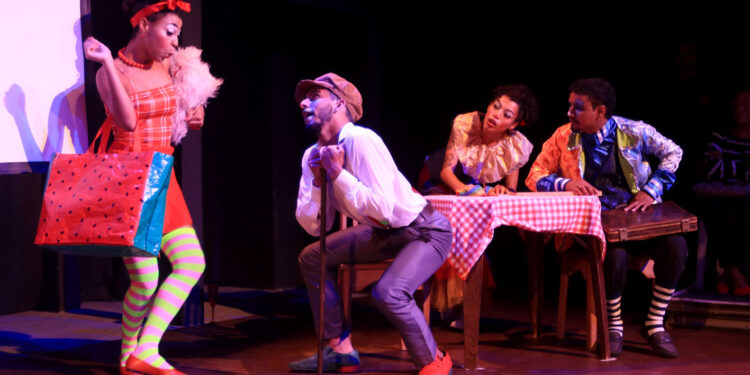 Inscrições para Curso de Teatro da Emart terminam nesta quarta-feira, 08