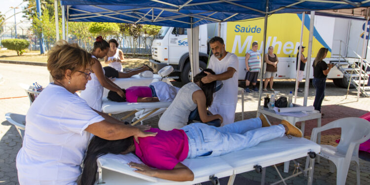 Unidade Móvel Sesc Saúde Mulher com mamografia e preventivo gratuitos chega em Macaé