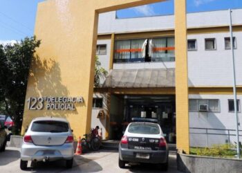 Ex-policial foragido da justiça é preso em Macaé