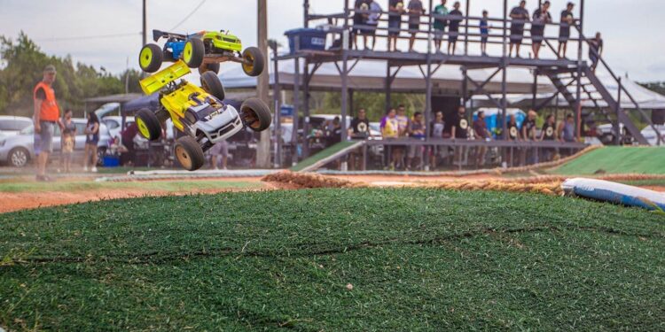 Pequenos carrinhos, grandes máquinas: vem aí 2ª etapa Off Road de Automodelismo