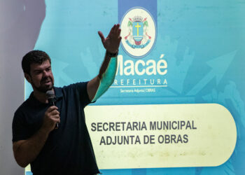 Prefeito anuncia pacote de obras em dez bairros; Virgem Santa será o primeiro