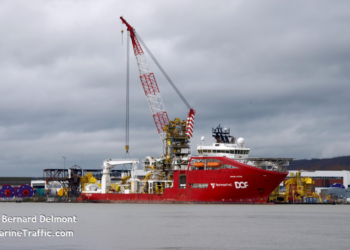 Bacia de Campos: trabalhador perde extremidades de dedos em acidente