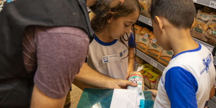 Procon inicia projeto Fiscal Mirim