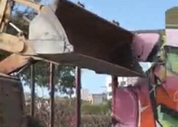 Muro da antiga linha de trem é derrubado para inibir práticas ilícitas