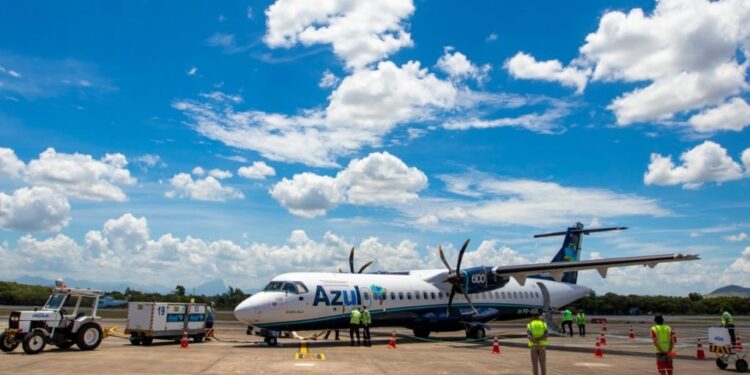 Azul informa data de suspensão de suas operações no aeroporto de Macaé