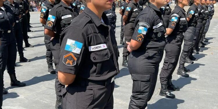 PM forma 230 novos policiais, sendo 198 mulheres