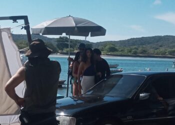 Gravação de série movimenta cidade da Região dos Lagos