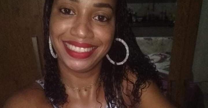 Mulher é morta a facadas. Ex-marido, autor do crime, é preso