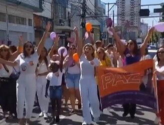 Caminhada da Paz pelas Mulheres é realizada na manhã deste sábado em Campos