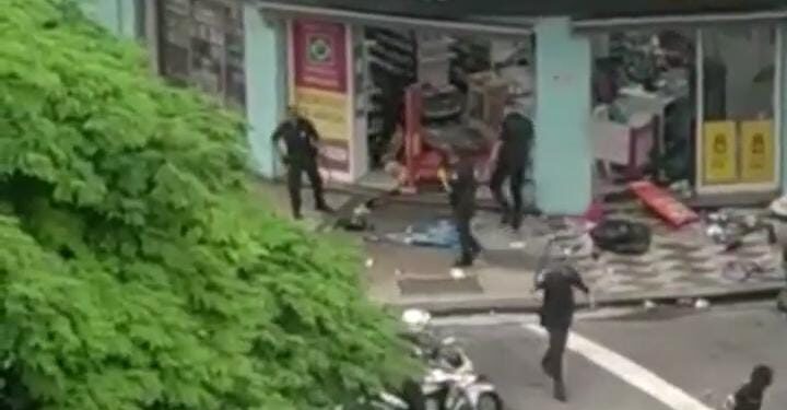 Dependentes químicos saqueiam farmácia em SP