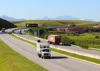 Rodovias da região se preparam para receber maior fluxo de veículos durante o feriado de Tiradentes
