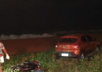 Mulher é atropelada durante briga de casal