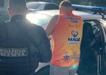 Polícia prende foragido da justiça acusado de homicídio em Cabo Frio