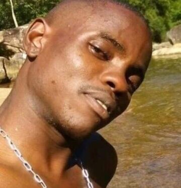 Motoboy morre após colidir com ônibus em Campos