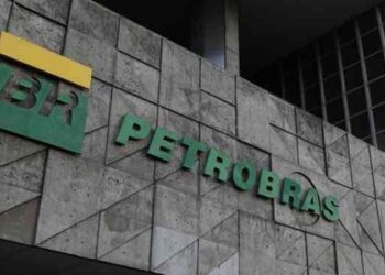Petrobras anuncia nova política de preços para combustíveis