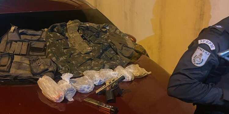 Líder do tráfico de comunidade é preso na noite desta segunda-feira (8)