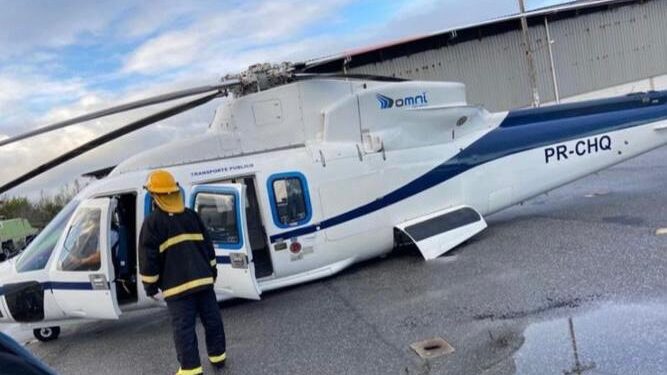 Helicóptero com funcionários offshore tem falha hidráulica ao decolar
