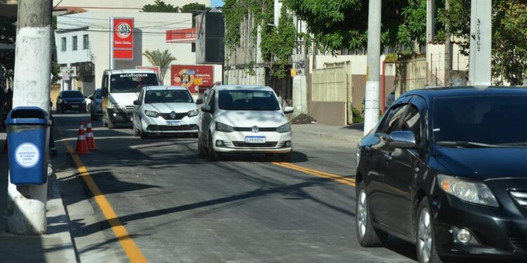 Prefeitura libera tráfego em importante rua de acesso em município