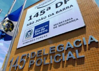 Homens armados invadem casa e fazem influenciadores reféns em SJB