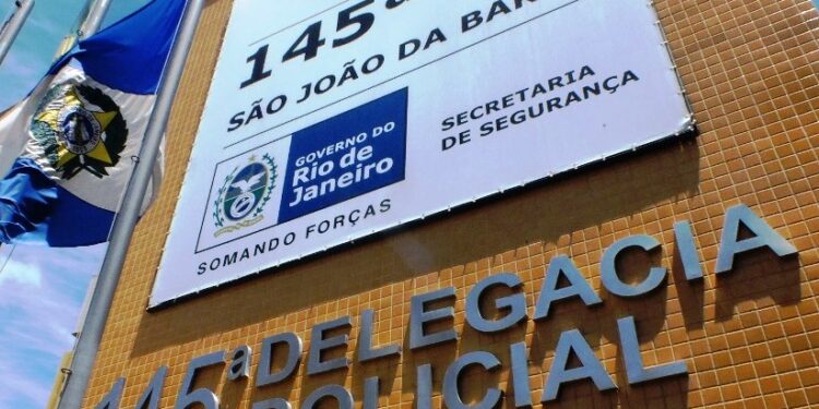 Homens armados invadem casa e fazem influenciadores reféns em SJB