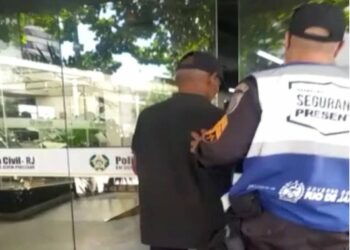 Pai é preso após agredir e jogar filho de 3 anos no chão em Campos