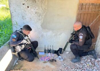 Homem é preso por tráfico de drogas durante ação da PM em Maricá