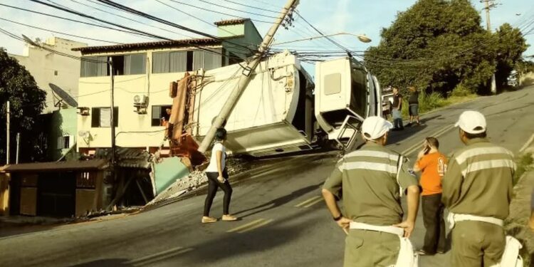 Macaé liderou o ranking de colisões contra postes em 2022 do estado