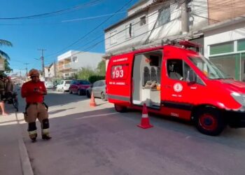 Pedreiro tem 95% do corpo queimado ao receber descarga elétrica enquanto trabalhava em Iguaba Grande