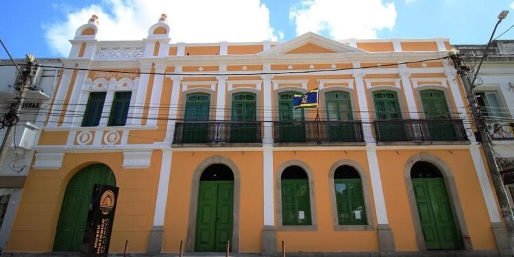 Curso de Teatro de Rua tem inscrições abertas em Campos