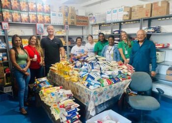 Instituições sociais recebem alimentos arrecadados na Corrida Maio Amarelo
