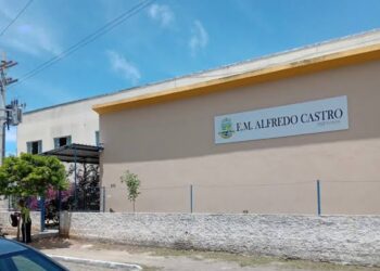 Professor municipal é acusado de importunação sexual