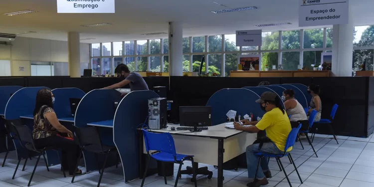 Prefeitura abre inscrições para curso gratuito de Pintor Industrial