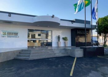 Família é amarrada e tem joias, dinheiro e outros pertences roubados em Campos