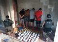Quatro homens são presos e dois mortos após operação da PM em comunidades