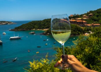 “Wine in Búzios” começa nesta quinta-feira (8)