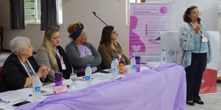 Prefeitura realiza fórum para prevenção à saúde mental materna