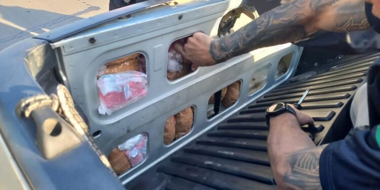 Motorista é preso transportando mais de 32 kg de drogas com destino à Cabo Frio