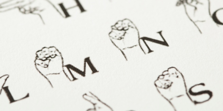 Curso gratuito de Libras está com inscrições abertas