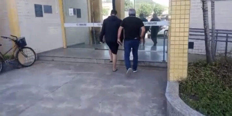 Vândalo da orla de Rio das Ostras é preso