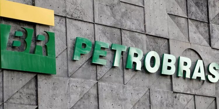 Petrobras planeja lançar unidade de captura de carbono em 2027, em Macaé